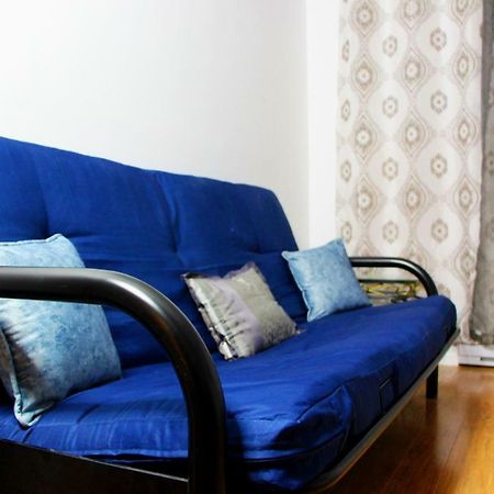 Private Comfy Apartment In Montreal Ngoại thất bức ảnh